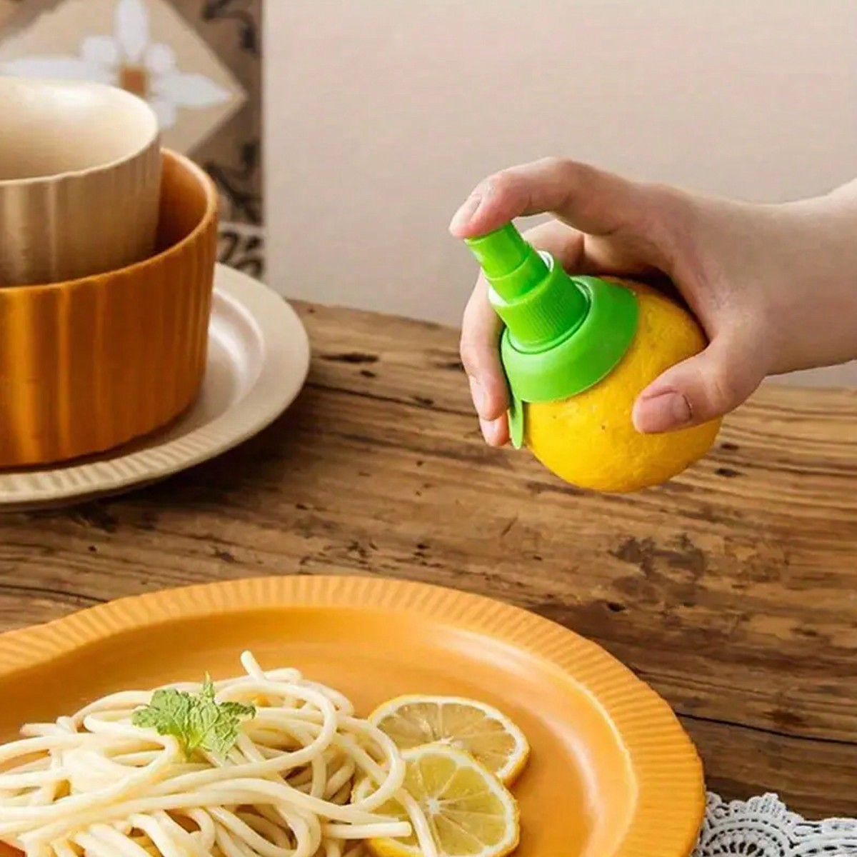 1pc, Mini Lemon Juice Squeezer - Citrus Juicer Bar review and price