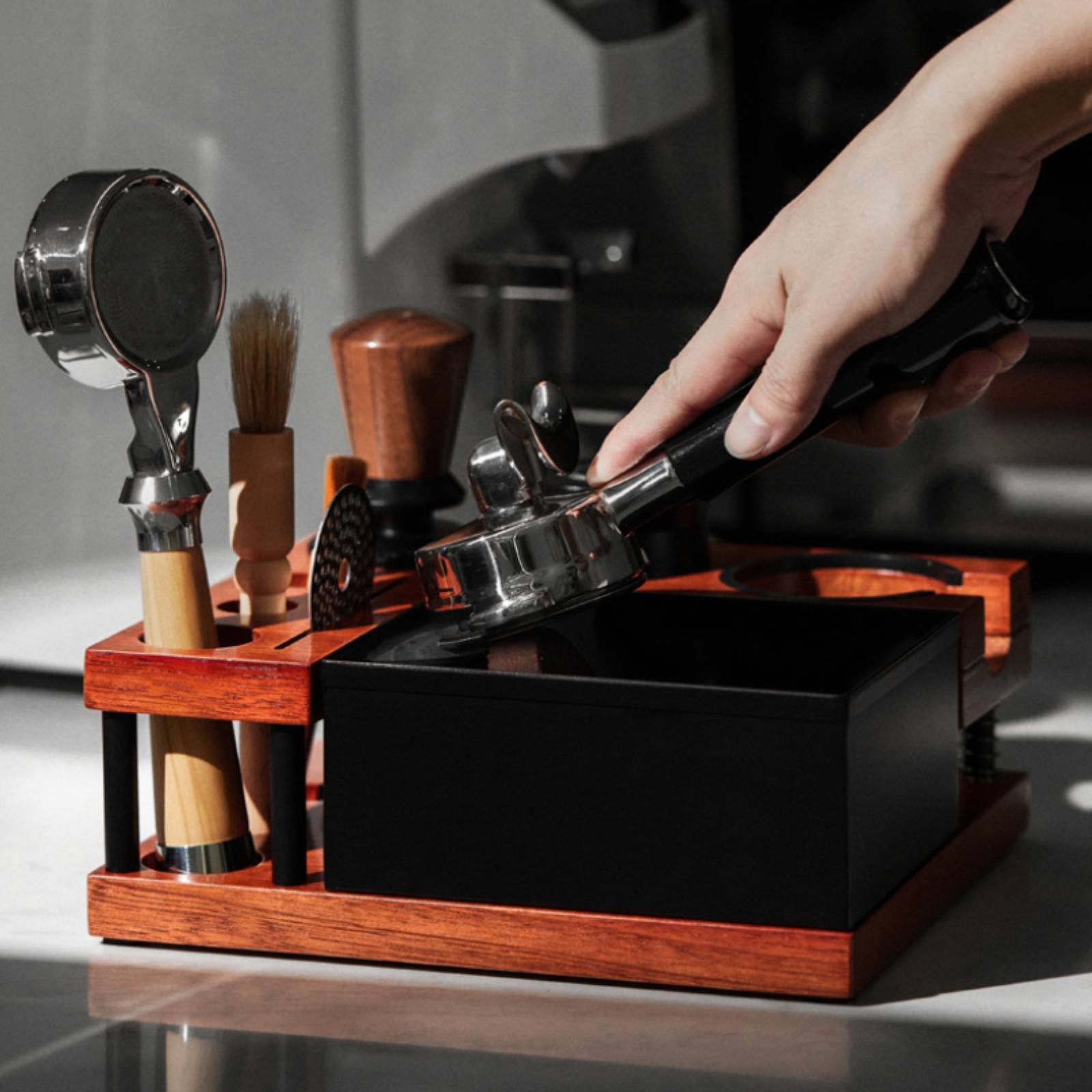 Wood Tamping Station Multi-Fun - Home Barista review and price